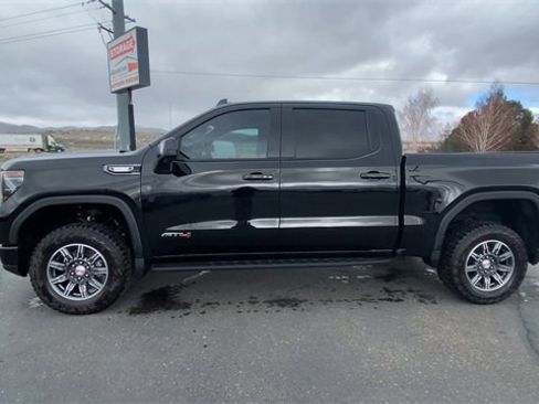 Certified 2024 GMC Sierra 1500 AT4 w/ Technology Package image 5