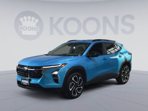 New 2026 Chevrolet Trax RS w/ Sunroof Package image 5