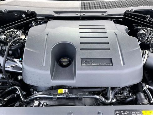 New 2026 Land Rover Defender 110 X-Dynamic SE AWD/4WD image 11
