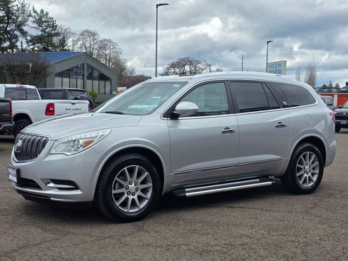 Used 2017 Buick Enclave Leather w/ Trailering Package image 1
