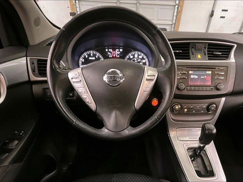 Used 2013 Nissan Sentra SR w/ Driver Pkg image 5