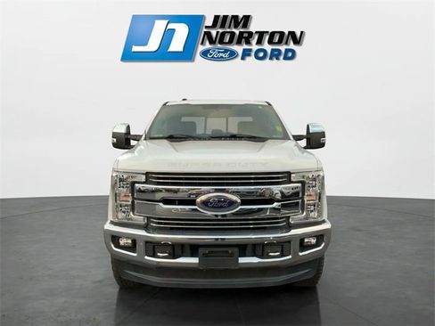 Used 2018 Ford F250 Lariat w/ Chrome Package image 8