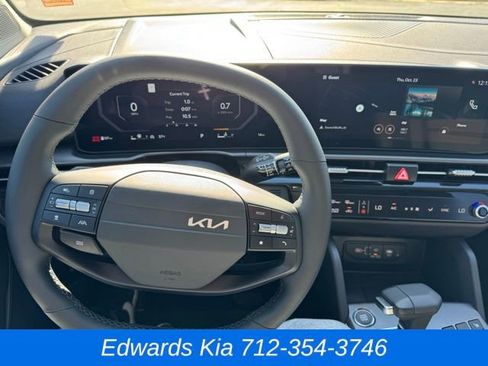 New 2026 Kia Sportage SX image 24