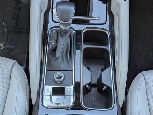 Used 2024 Kia Telluride S w/ S Sunroof Package image 18