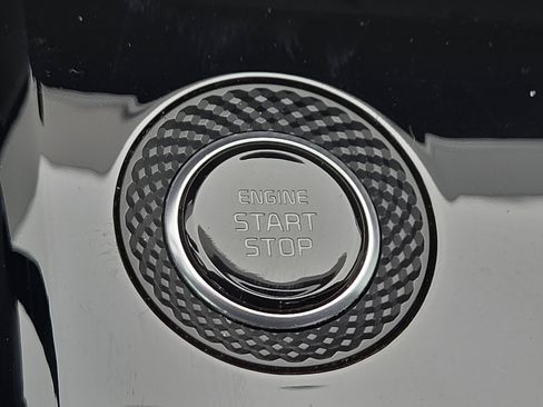 Used 2025 Kia Niro EX image 20