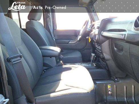 Used 2018 Jeep Wrangler Unlimited Sport S image 28