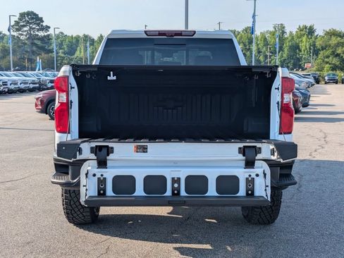 New 2026 Chevrolet Silverado 1500 ZR2 AWD/4WD image 33
