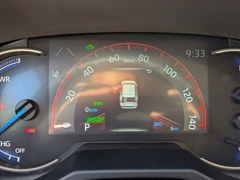 New 2025 Toyota RAV4 LE image 10