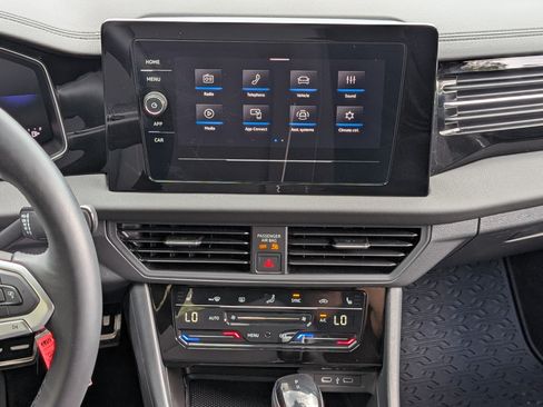 Used 2026 Volkswagen Jetta Sport FWD image 25