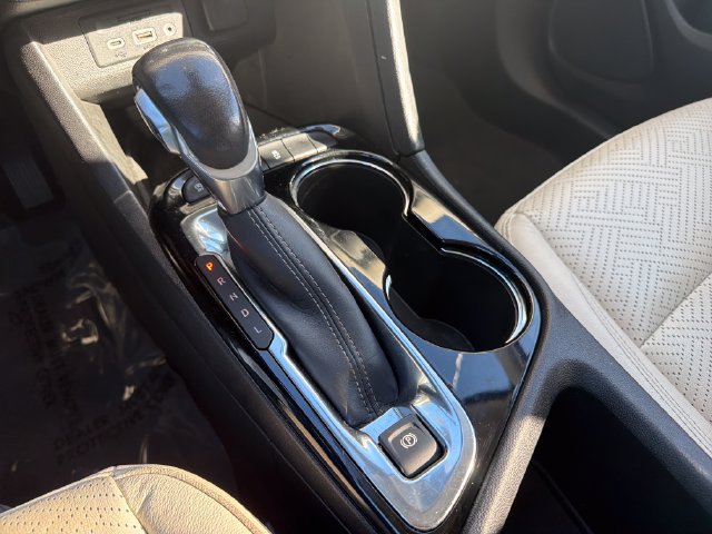 Used 2020 Buick Encore GX Essence w/ Experience Buick Package FWD image 24
