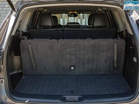 Used 2019 Toyota Highlander XLE AWD/4WD image 30