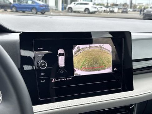 Used 2025 Volkswagen Taos S AWD/4WD image 18