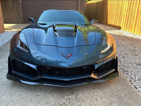 Used 2019 Chevrolet Corvette ZR1 RWD image 14