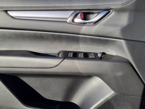 New 2025 MAZDA CX-5 AWD 2.5 S w/ Preferred Package image 3