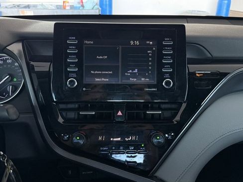 Used 2022 Toyota Camry LE image 15