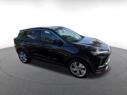 Used 2025 Buick Encore GX Preferred FWD image 2