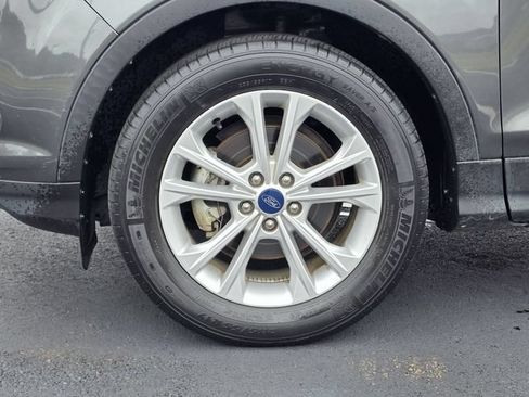 Used 2019 Ford Escape SE FWD image 29