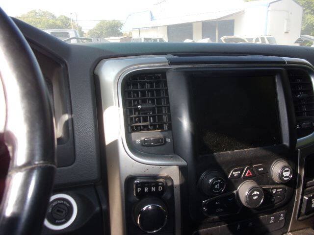 Used 2016 RAM 1500 Lone Star RWD image 9
