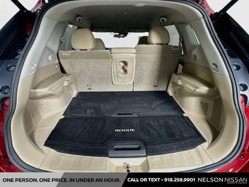 Used 2019 Nissan Rogue SV w/ Premium Package FWD image 26