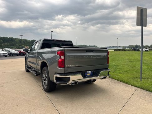 Used 2021 Chevrolet Silverado 1500 LT w/ Z71 Off-Road Package AWD/4WD image 12