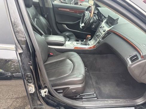 Used 2010 Cadillac CTS Premium image 10