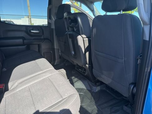 Used 2023 Chevrolet Silverado 1500 Custom image 25