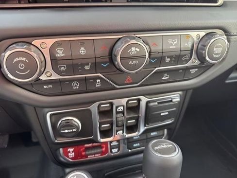 New 2026 Jeep Gladiator Rubicon image 17