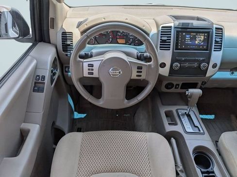 Used 2012 Nissan Frontier SV w/ SV Premium Utility Pkg RWD image 17