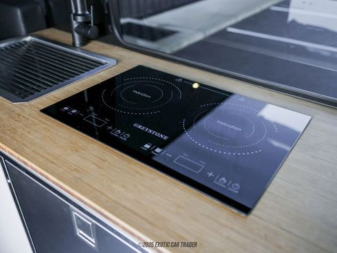 Used 2024 Mercedes-Benz Sprinter 2500 image 50