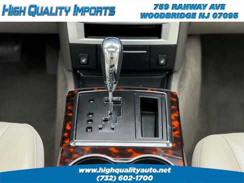 Used 2009 Chrysler 300 C image 32