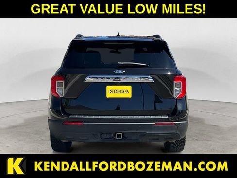 Used 2023 Ford Explorer XLT w/ Class IV Trailer Tow Package AWD/4WD image 4