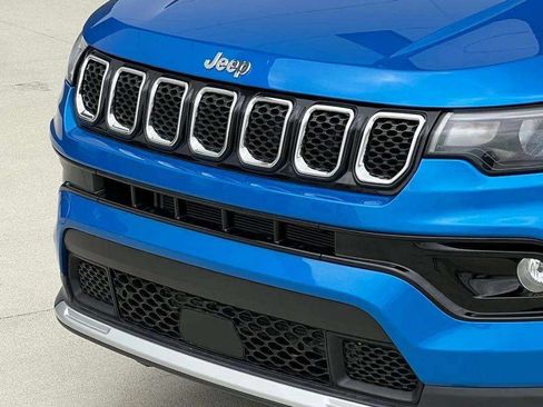 Used 2023 Jeep Compass Limited AWD/4WD image 31