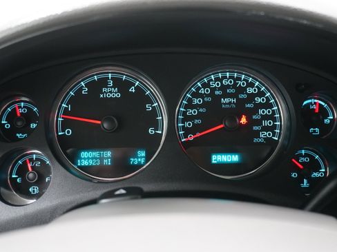 Used 2014 GMC Yukon XL SLT image 16