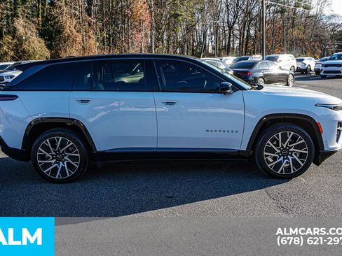 Used 2025 Jeep Wagoneer S Limited image 9