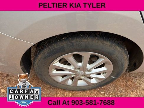 Used 2021 Hyundai Accent SEL image 11