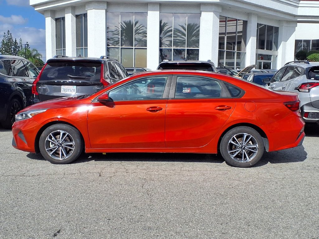 Certified 2022 Kia Forte Sedan FWD image 2