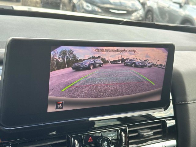 Used 2026 Nissan Pathfinder SV AWD/4WD image 35