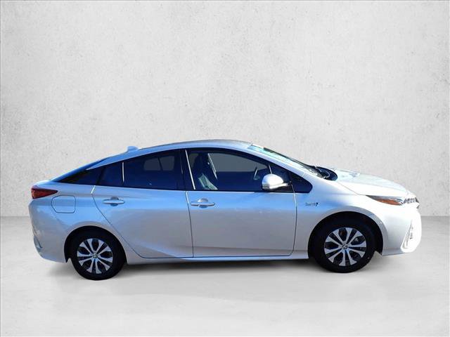 Certified 2022 Toyota Prius Prime Limited FWD image 5