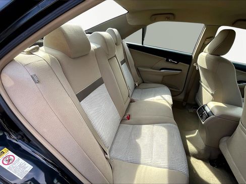 Used 2013 Toyota Camry XLE w/ Convenience Pkg image 26