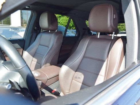 Used 2021 Mercedes-Benz GLE 350 4MATIC image 19