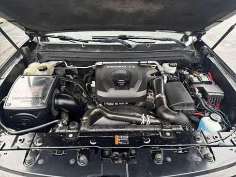 Used 2019 Chevrolet Colorado ZR2 image 18