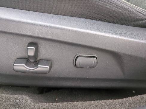 Used 2014 Subaru Outback 2.5i Premium image 35