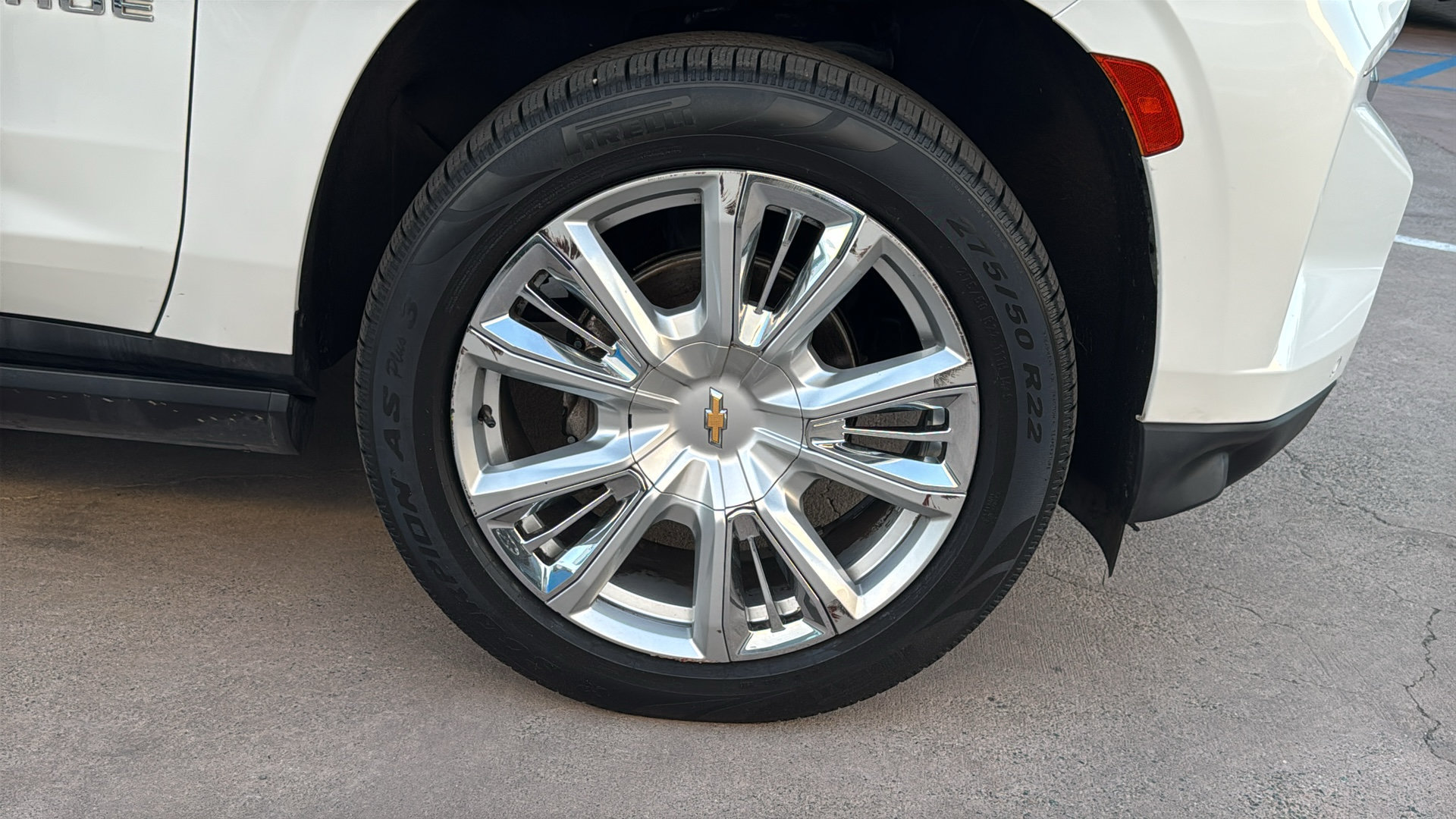 Certified 2023 Chevrolet Tahoe High Country w/ Premium Package AWD/4WD image 5