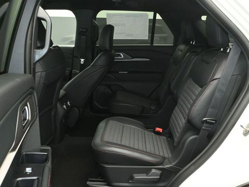 New 2025 Ford Explorer ST-Line w/ Premium Package image 16