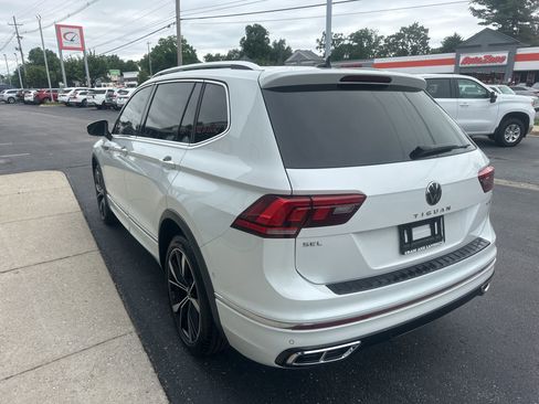 Used 2022 Volkswagen Tiguan SEL R-Line AWD/4WD image 5