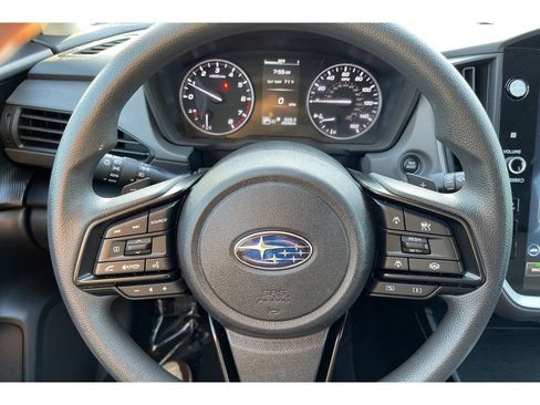 Certified 2025 Subaru Crosstrek 2.0i Premium image 33