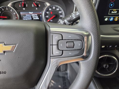 Used 2023 Chevrolet Blazer LT w/ Convenience Package FWD image 29