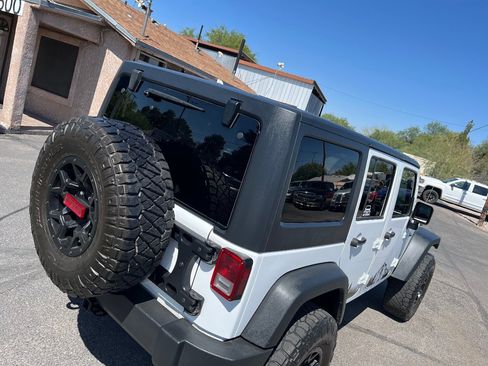 Used 2017 Jeep Wrangler Unlimited Sport w/ Quick Order Package 24S AWD/4WD image 44