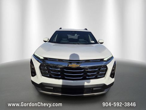 New 2026 Chevrolet Equinox LT w/ Convenience Package II AWD/4WD image 11