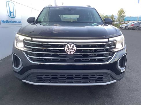 Used 2024 Volkswagen Atlas SE AWD/4WD image 9